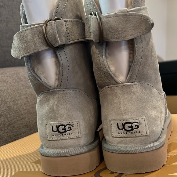 UGG Remora w/Ash size 8 - Picture 10 of 12